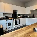 Haywra Lt By Furnished - Location - Rare Free Parking - Family Relocation - Business