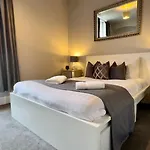 アパート Haywra Lt By Furnished - Location - Rare Free Parking - Family Relocation - Business