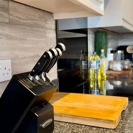 Lägenhet Haywra Lt By Furnished - Location - Rare Free Parking - Family Relocation - Business