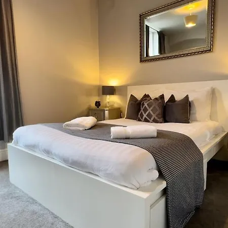 Haywra Lt By Furnished - Location - Rare Free Parking - Family Relocation - Business