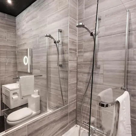 Διαμέρισμα Haywra Lt By Furnished - Location - Rare Free Parking - Family Relocation - Business *
